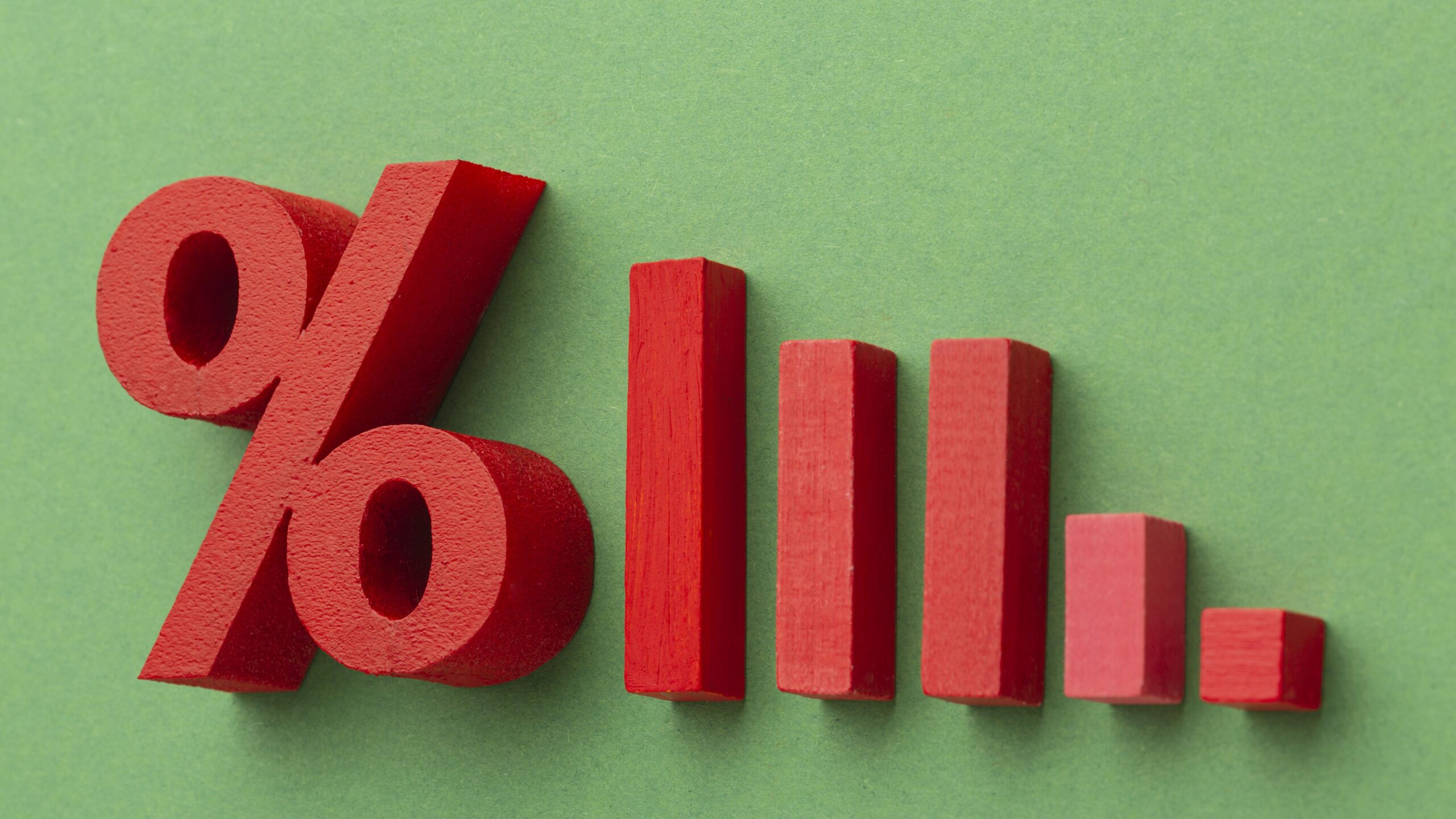 Repo Rate | Percentage symbol in red color with green backgroun and lines small and big